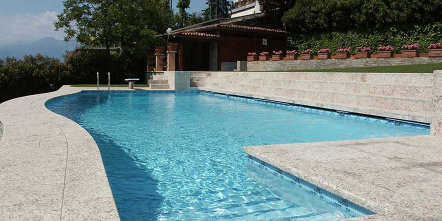 Piscine con Skimmer